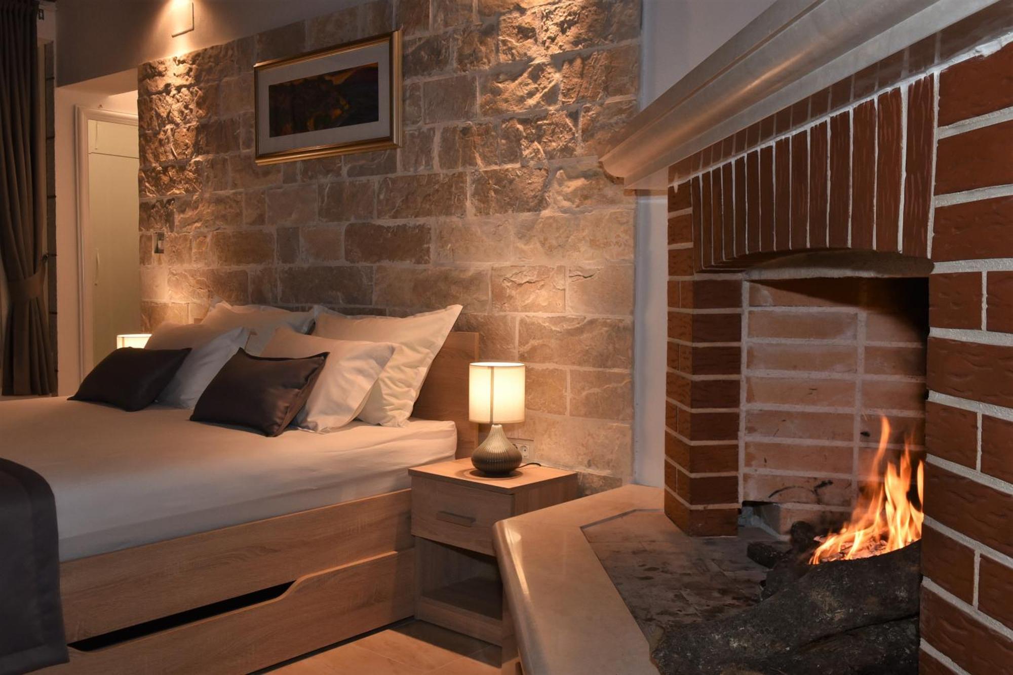 Apartments4You Supetar-The Best And Most Popular Apartments For Discovering The Island - Free Parking - 200 Meters From The Beach Dış mekan fotoğraf